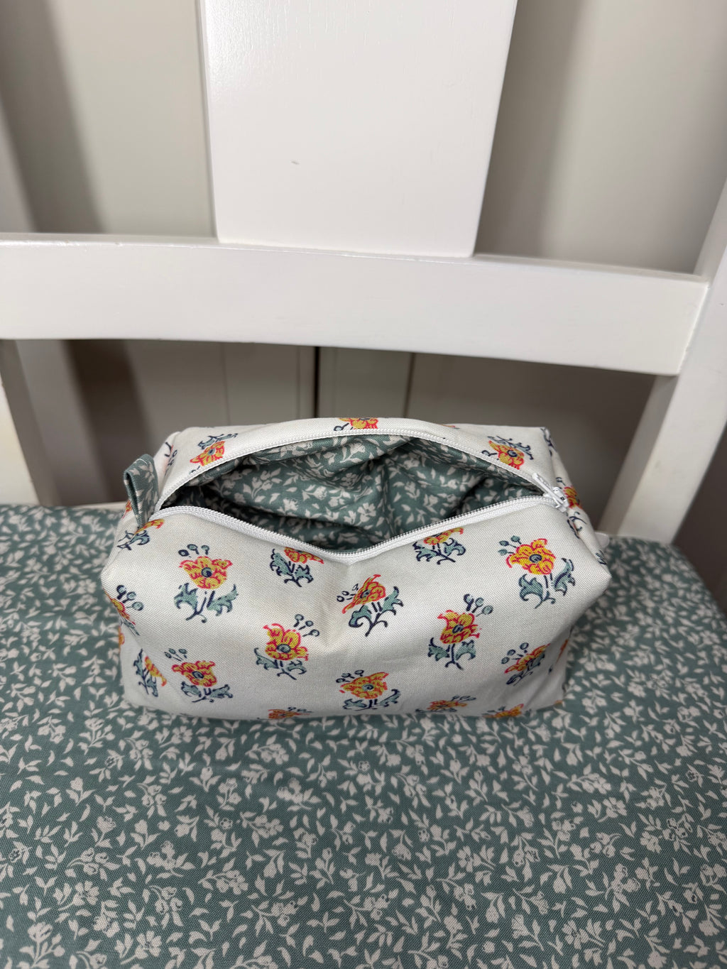 “Gold Mini Tulip” Cosmetic Bag