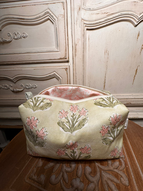 “Boho Wildflower Pink/Green” Cosmetic Bag