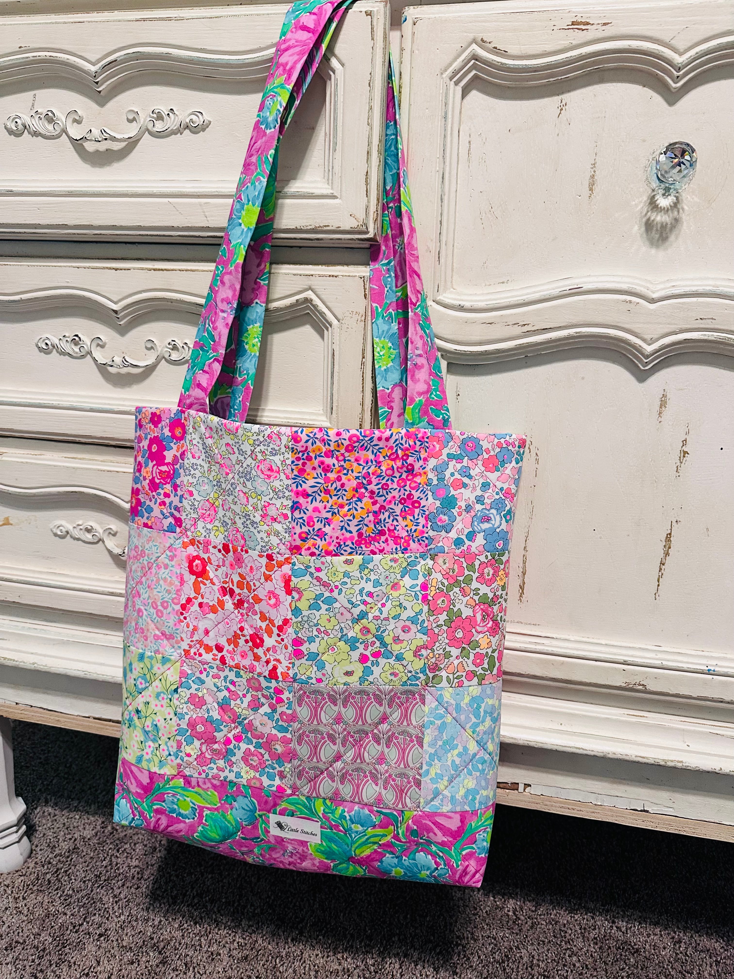 “Palm Beach Ice Cream Shop” Quilted Tote