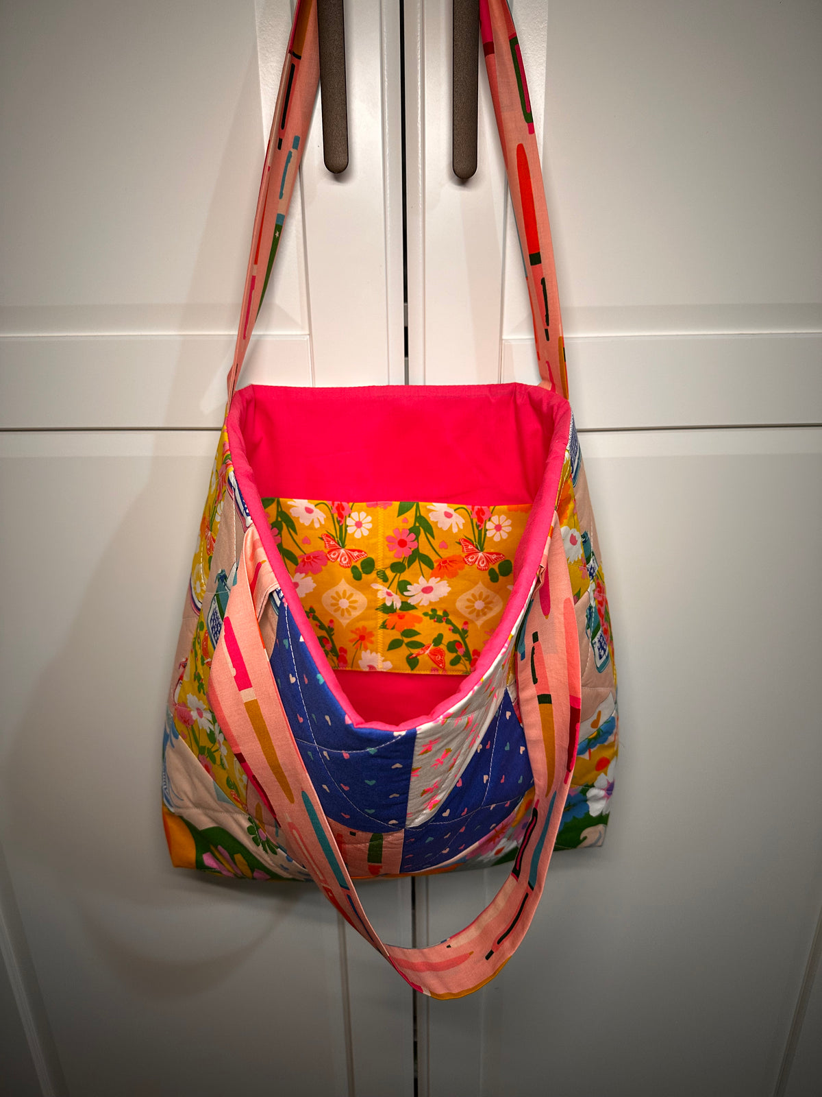 “That 70s Retro” Quilted Tote